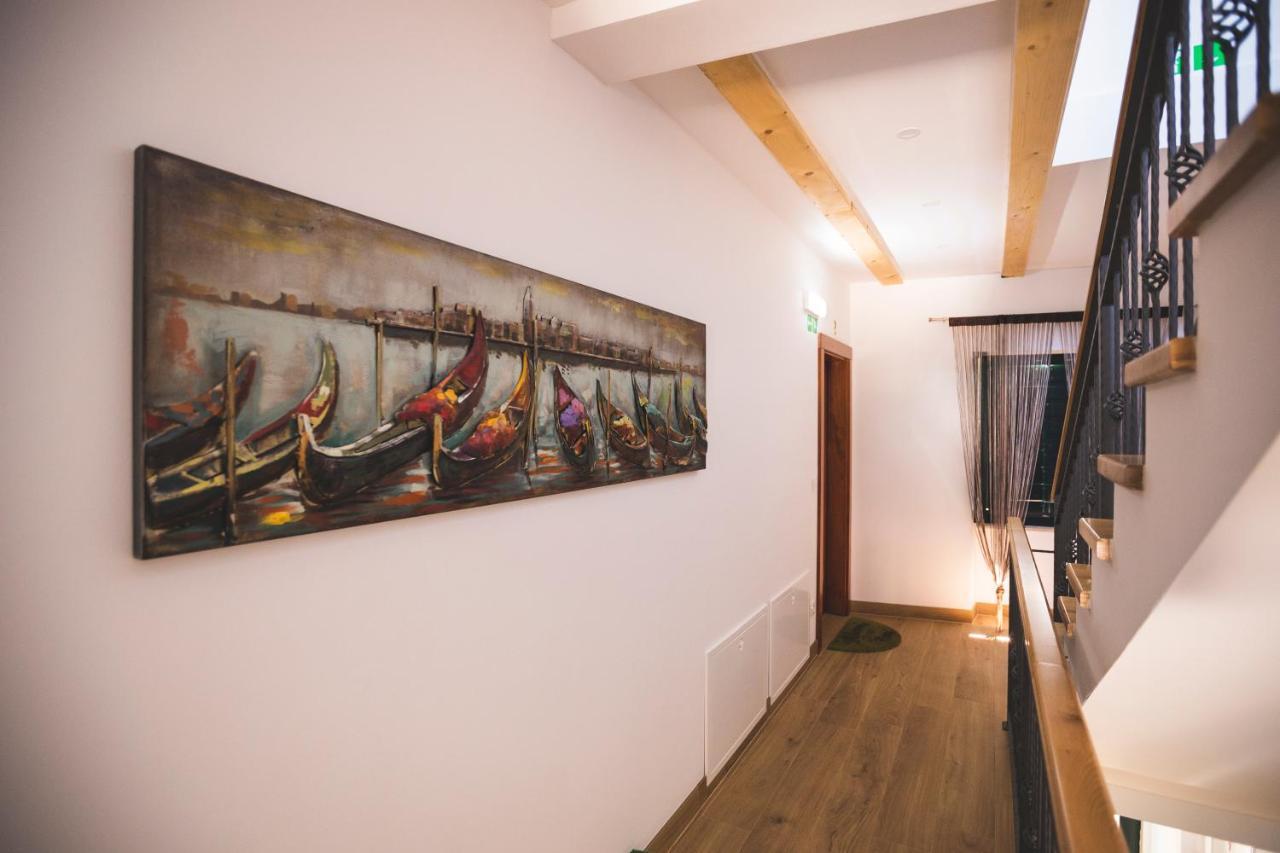 Vinea Apartmani Umag, Ulica G Garibaldia 2 Kültér fotó