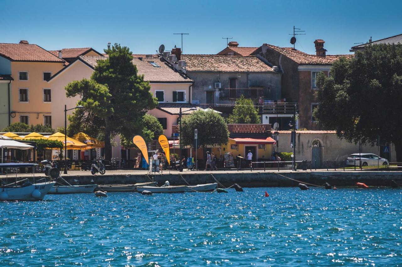 Vinea Apartmani Umag, Ulica G Garibaldia 2 Kültér fotó