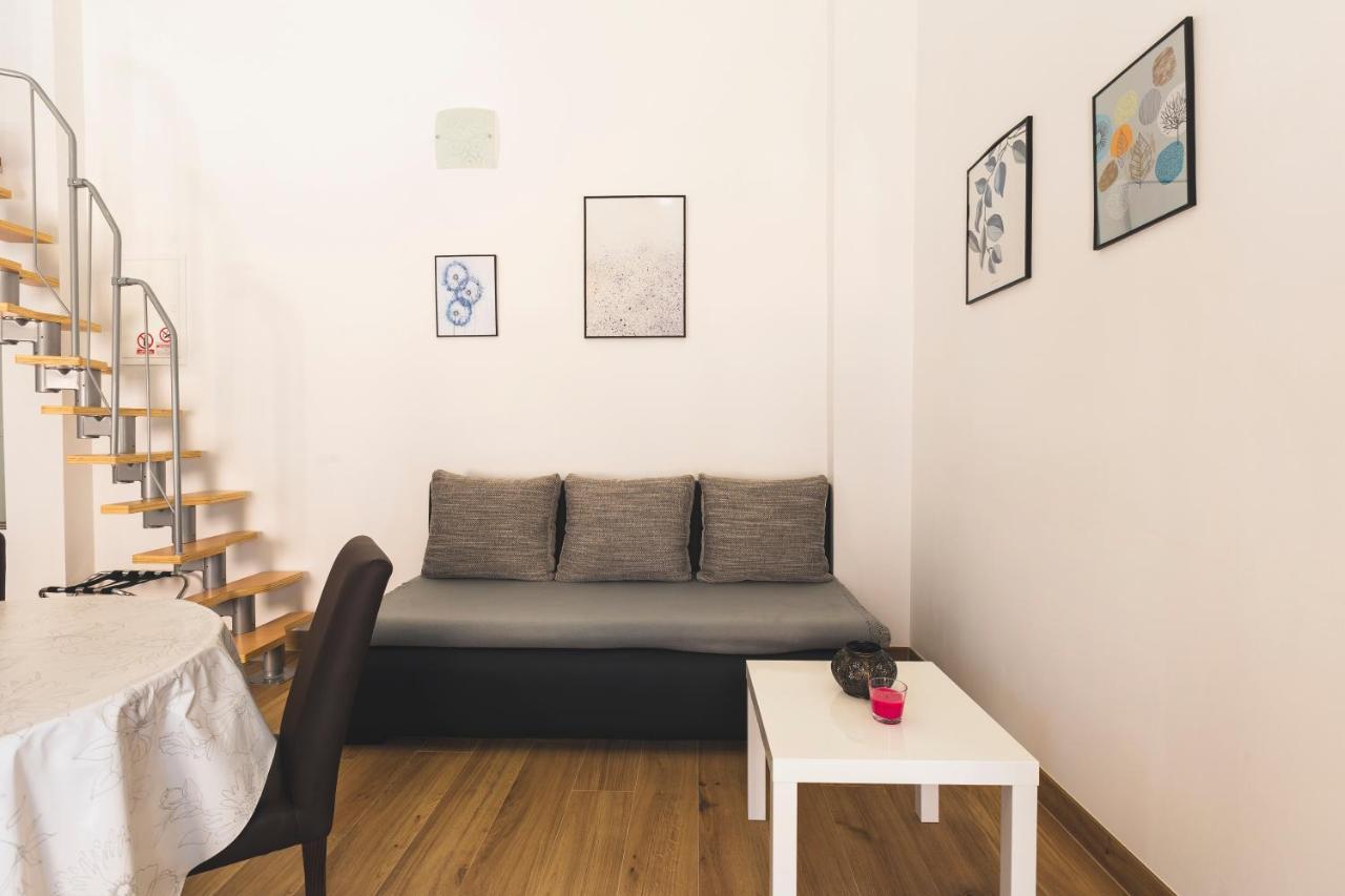 Vinea Apartmani Umag, Ulica G Garibaldia 2 Kültér fotó