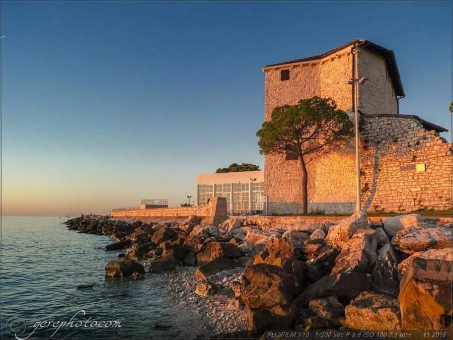 Vinea Apartmani Umag, Ulica G Garibaldia 2 Kültér fotó